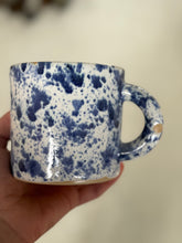 Załaduj obraz do przeglądarki galerii, KUBEK NAKRAPIANY
