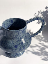 Załaduj obraz do przeglądarki galerii, WAZON DARK BLUE
